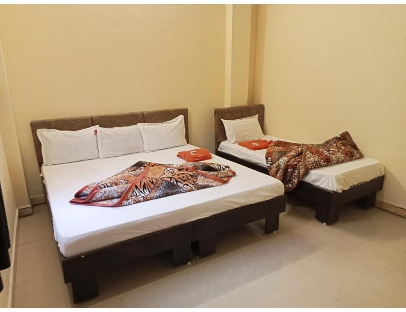 Hotel Mahakal Vishram, Ujjain Exterior photo